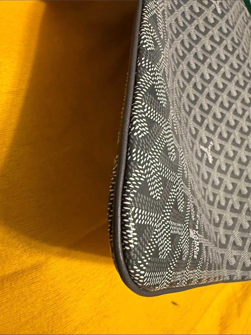 Goyard Senat GM Pouch in Grey